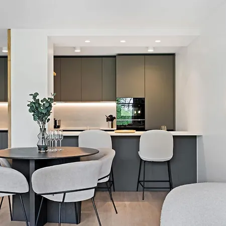 Lägenhet Stylish Downtown Escape With Comforts