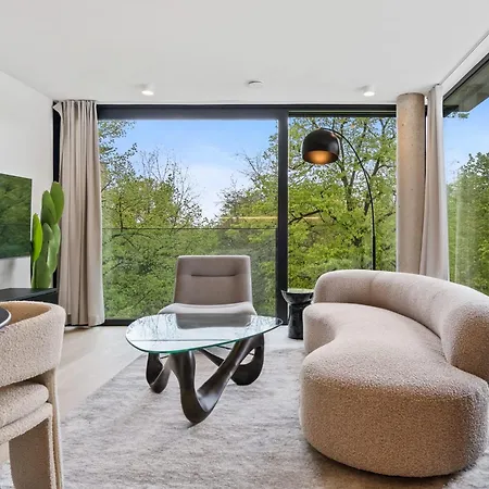 Stylish Downtown Escape With Comforts * Luxembourg