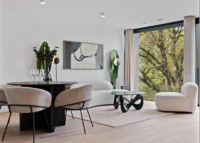 Stylish Downtown Escape With Comforts Luxemburgo