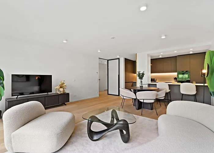 Stylish Downtown Escape With Comforts Apartamento Luxemburgo