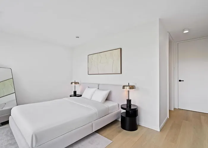 Stylish Downtown Escape With Comforts