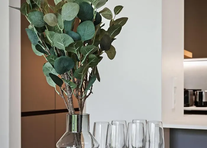 Appartement Stylish Downtown Escape With Comforts *