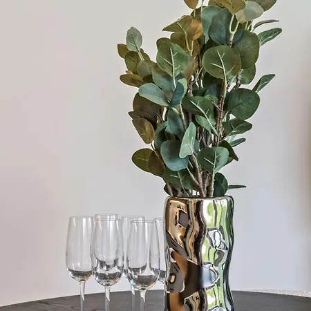 Stylish Downtown Escape With Comforts